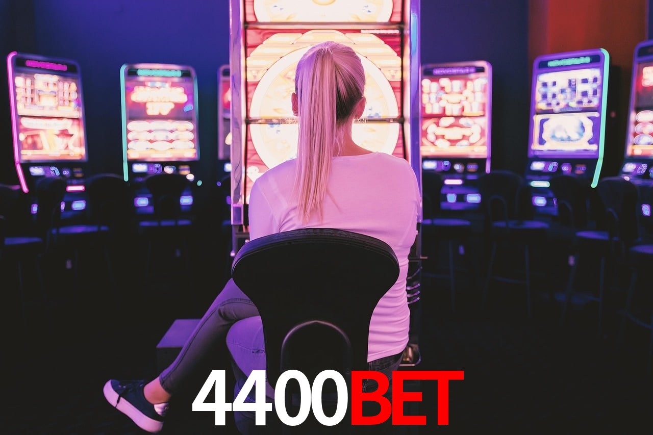 Bonus Features 4400BET